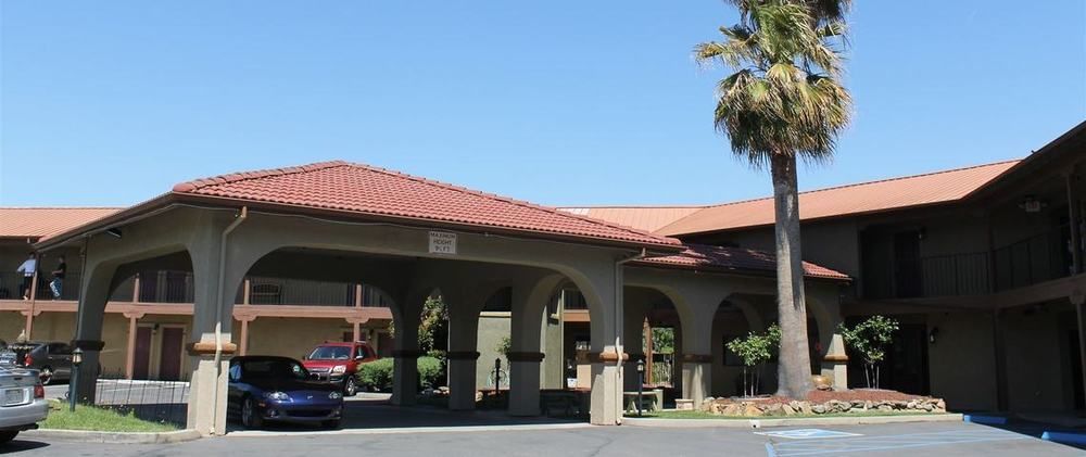 Plymouth Shenandoah Inn, Major Credit Cards Required For Check In מראה חיצוני תמונה